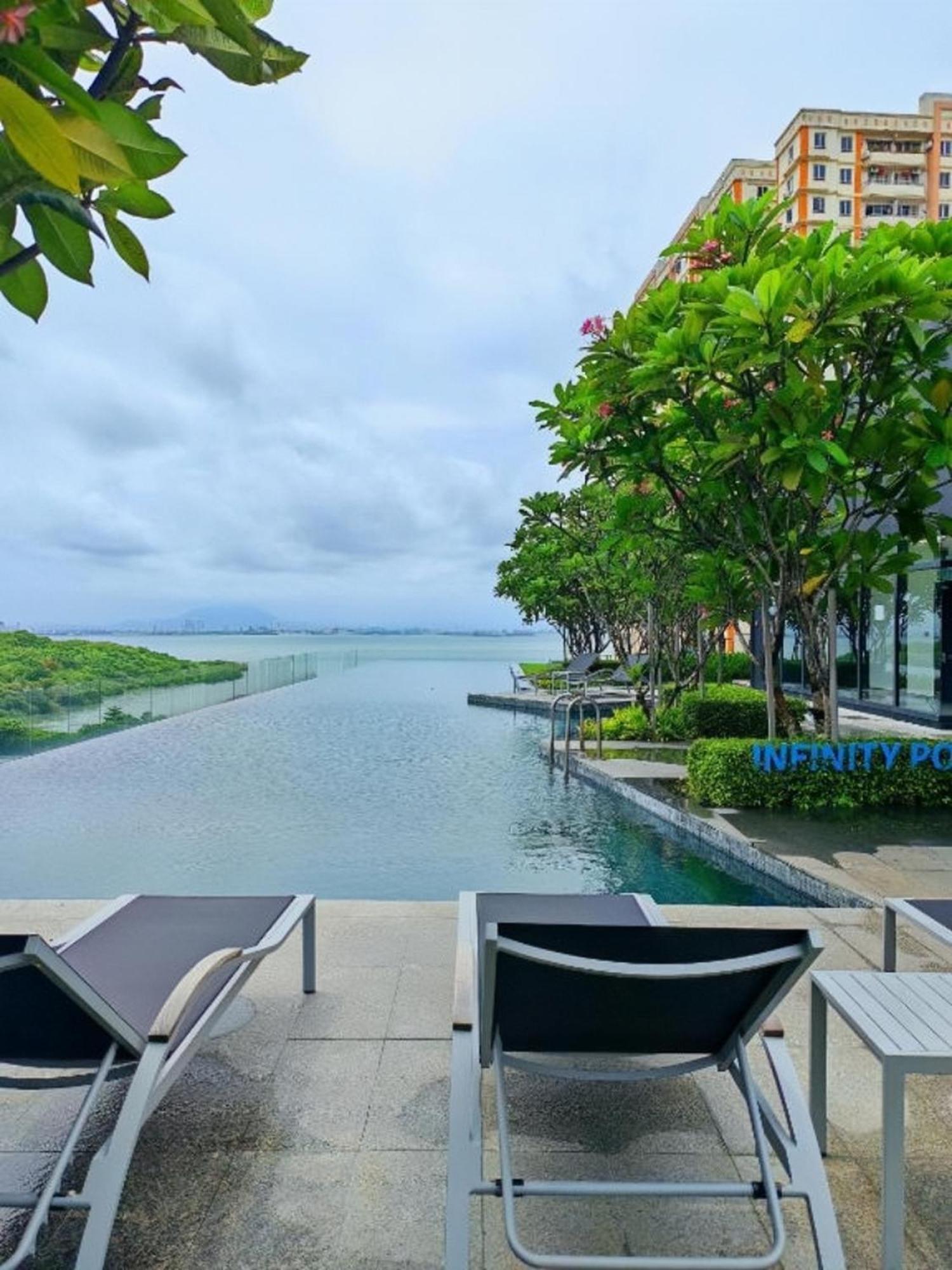 Urban Suites Two Or Three Bedroom Georgetown By Anc Jelutong Exterior photo