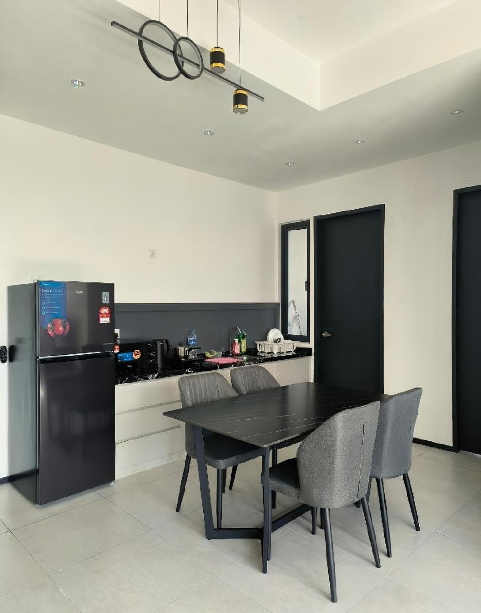 Urban Suites Two Or Three Bedroom Georgetown By Anc Jelutong Exterior photo