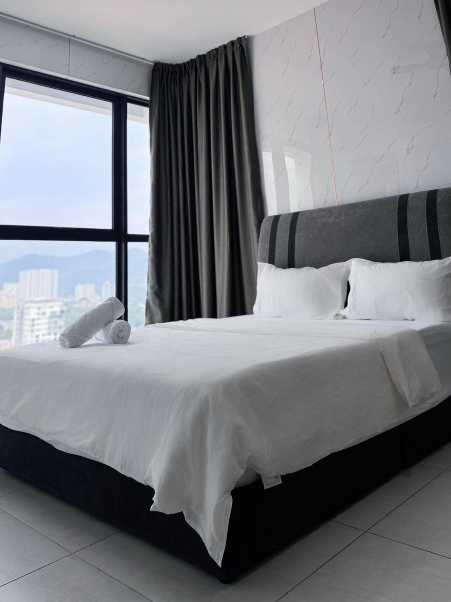 Urban Suites Two Or Three Bedroom Georgetown By Anc Jelutong Exterior photo